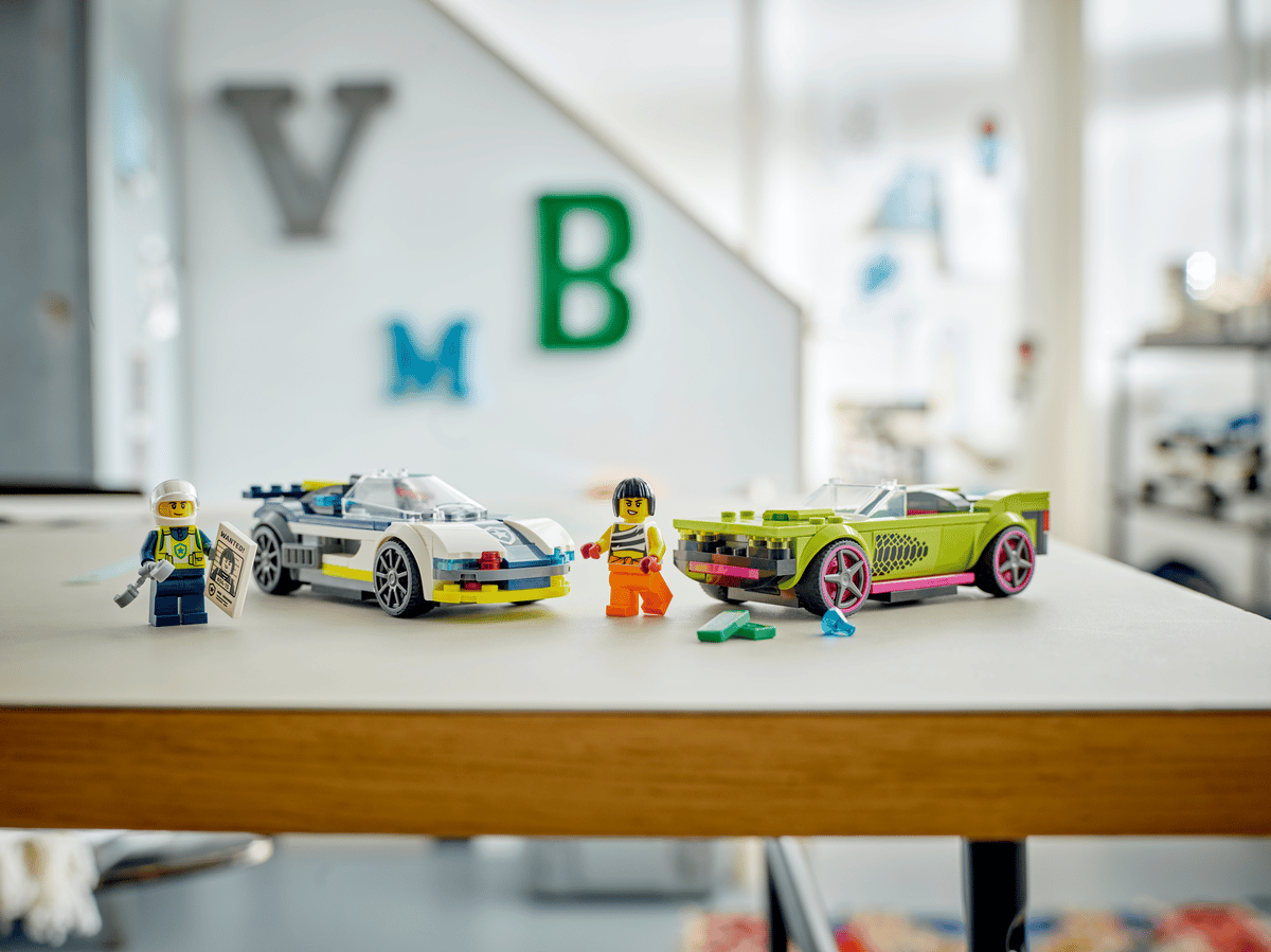 LEGO CITY 60415 Inseguimento della macchina da corsa