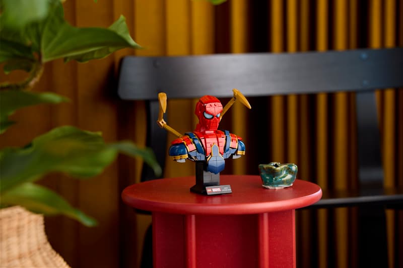 LEGO 76326 SUPER HEROES MARVEL - Busto di Iron Spider-Man