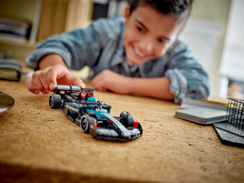 LEGO 77244 SPEED CHAMPIONS - Auto da corsa Mercedes-AMG F1 W15